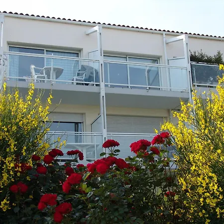 Avec Balcon A - Fr-1-551-9 * La Rochelle (Charente-Maritime)